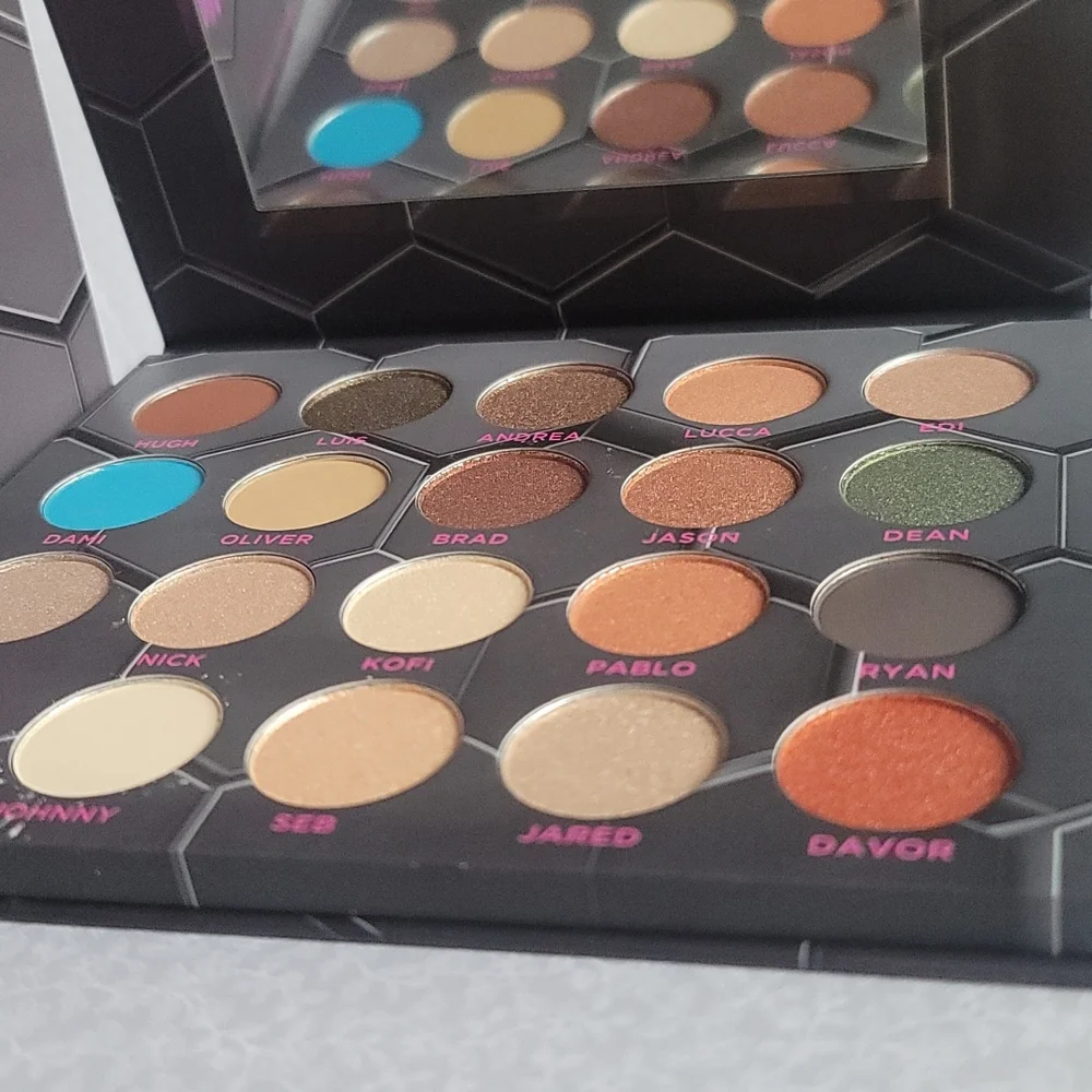 BeeBeauty London Barbarella Eyeshadow Palette